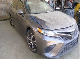 2018 TOYOTA CAMRY, GRAY, SE, 2.5L, AT,   Z25134